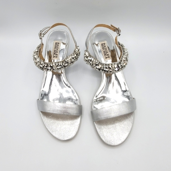 Badgley Mischka Larisa wedges, Silver, NIB - Picture 3 of 9